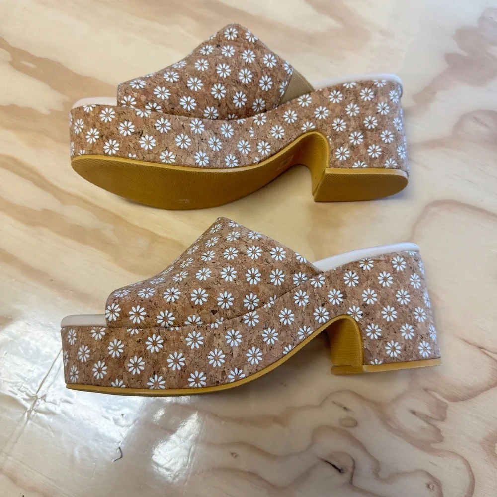 Beach by Matisse Terry Daisy Cork Platform Slide Sandals Womens 9M Brown White
